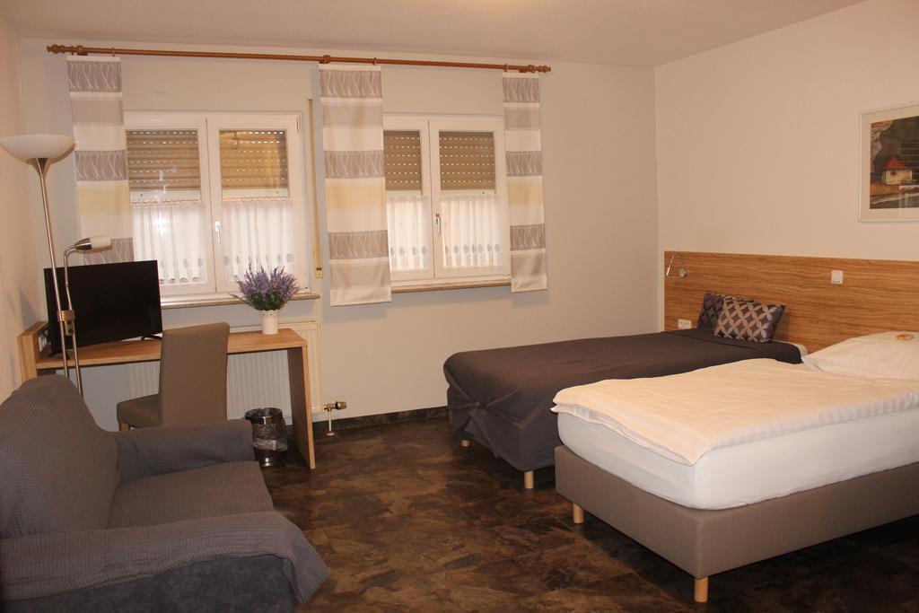 Landhaus Hotel Mueller Ringheim Quarto foto