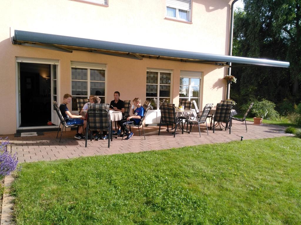 Landhaus Hotel Mueller Ringheim Exterior foto